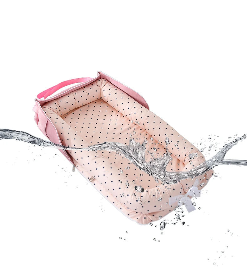 REDUCTEUR LIT BEBE|COURONE